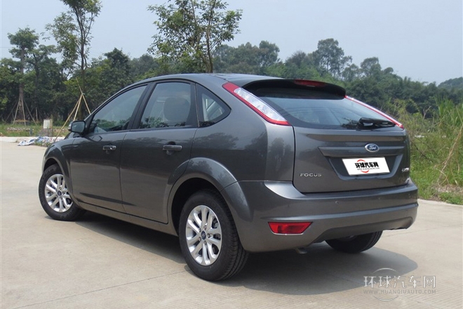 2013款 兩廂經(jīng)典 1.8L MT百萬(wàn)紀(jì)念版
