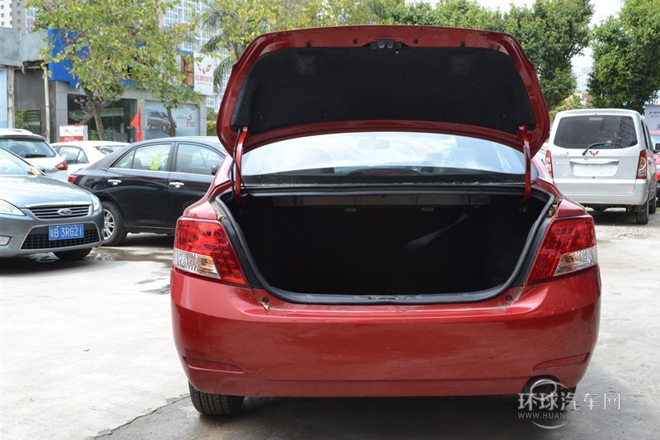 2014款 1.5L 手動(dòng)尊貴型