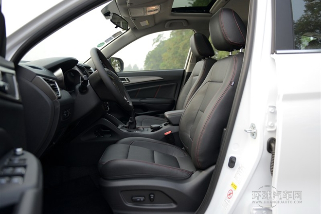 2014款 2.0L 手動舒適型