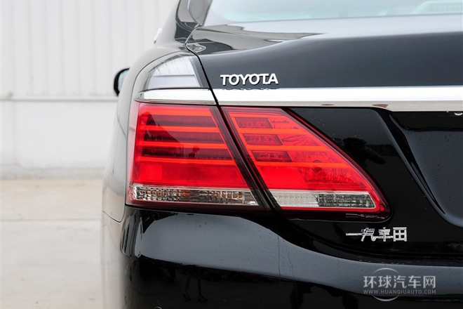 2012款 V6 2.5L Royal 導航版