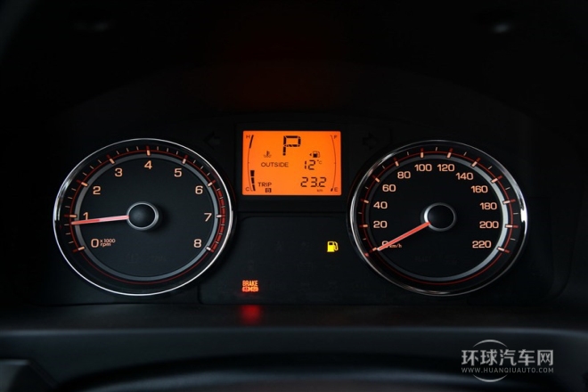 2015款 2.0L 四驅(qū)自動致純版