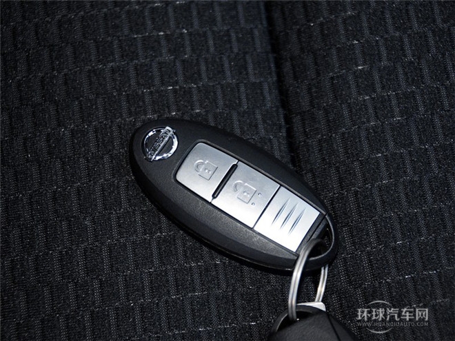 2015款 1.5L 自動易智版