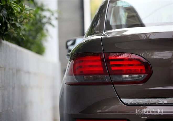 2015款 都市SUV 1.6T 自動(dòng)炫動(dòng)派