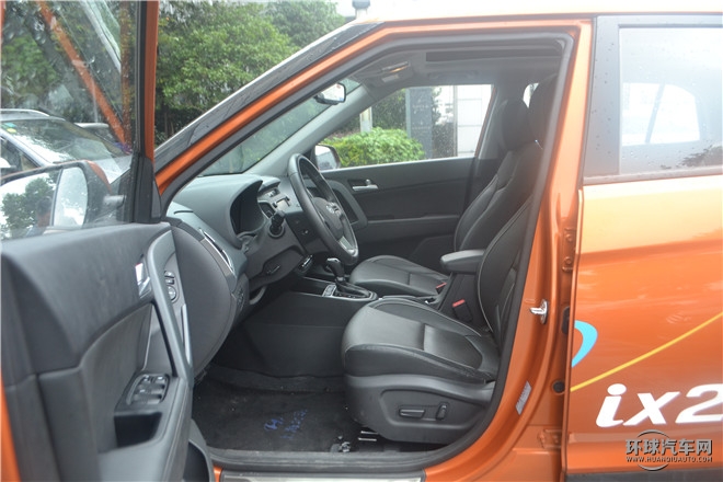2015款 1.6L 自動兩驅尊貴型DLX