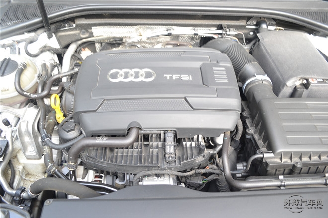 2015款 Limousine 40 TFSI 自動舒適型
