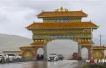 翻越天路十八彎，傳祺M8向著世界高城前進